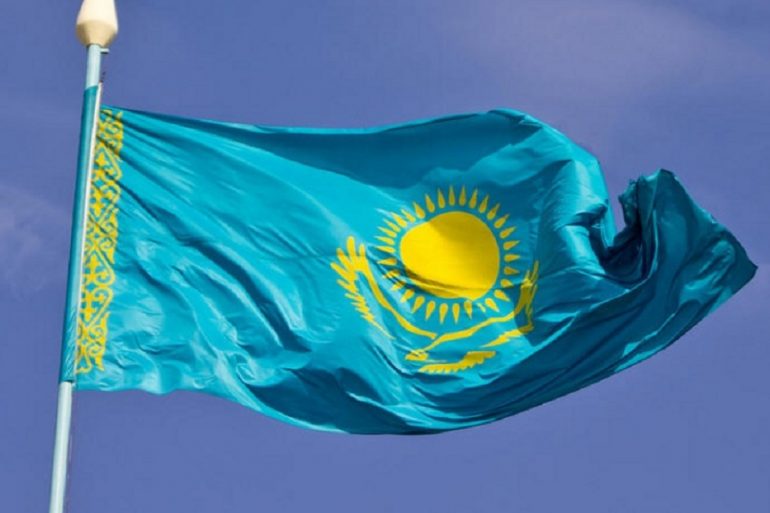 Технологічні компанії виступили проти стеження Казахстану за своїми громадянами в інтернеті