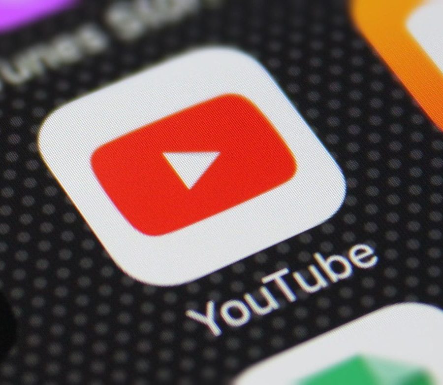 Держдума РФ схвалила закон про блокування YouTube і цензуру соцмереж