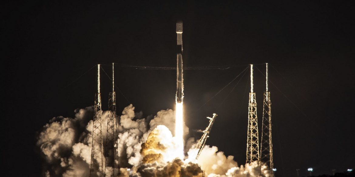 Spacex доставила на орбиту 18-ю партию спутников Starlink. Как это было