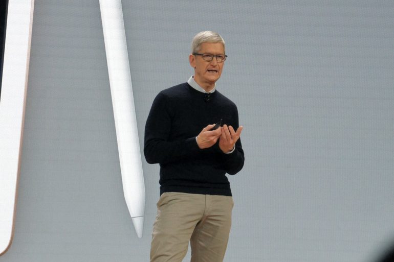 Тім Кук планує залишити посаду гендиректора Apple протягом 10 років