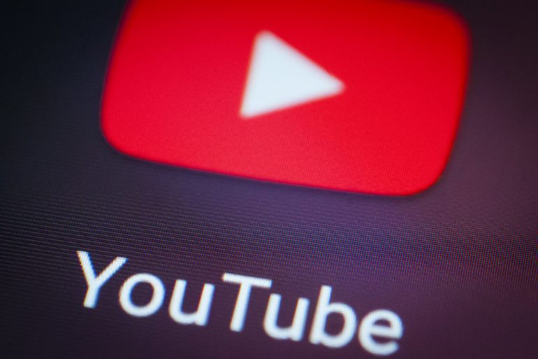 YouTube виграв суд проти засновника Apple