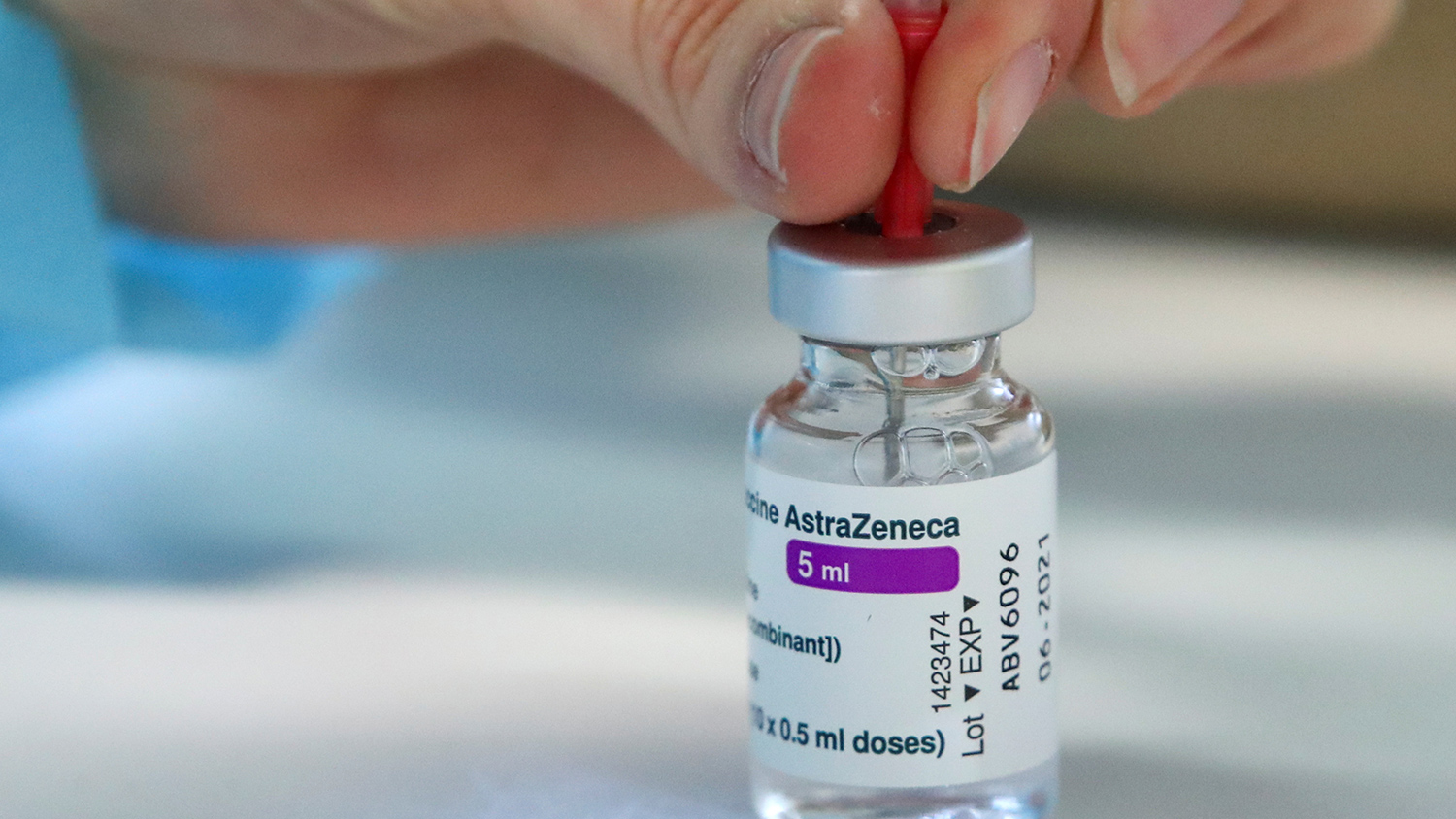 В Эстонии испортились почти 70 тысяч вакцин от коронавируса, часть которых предназначалась для Украины
