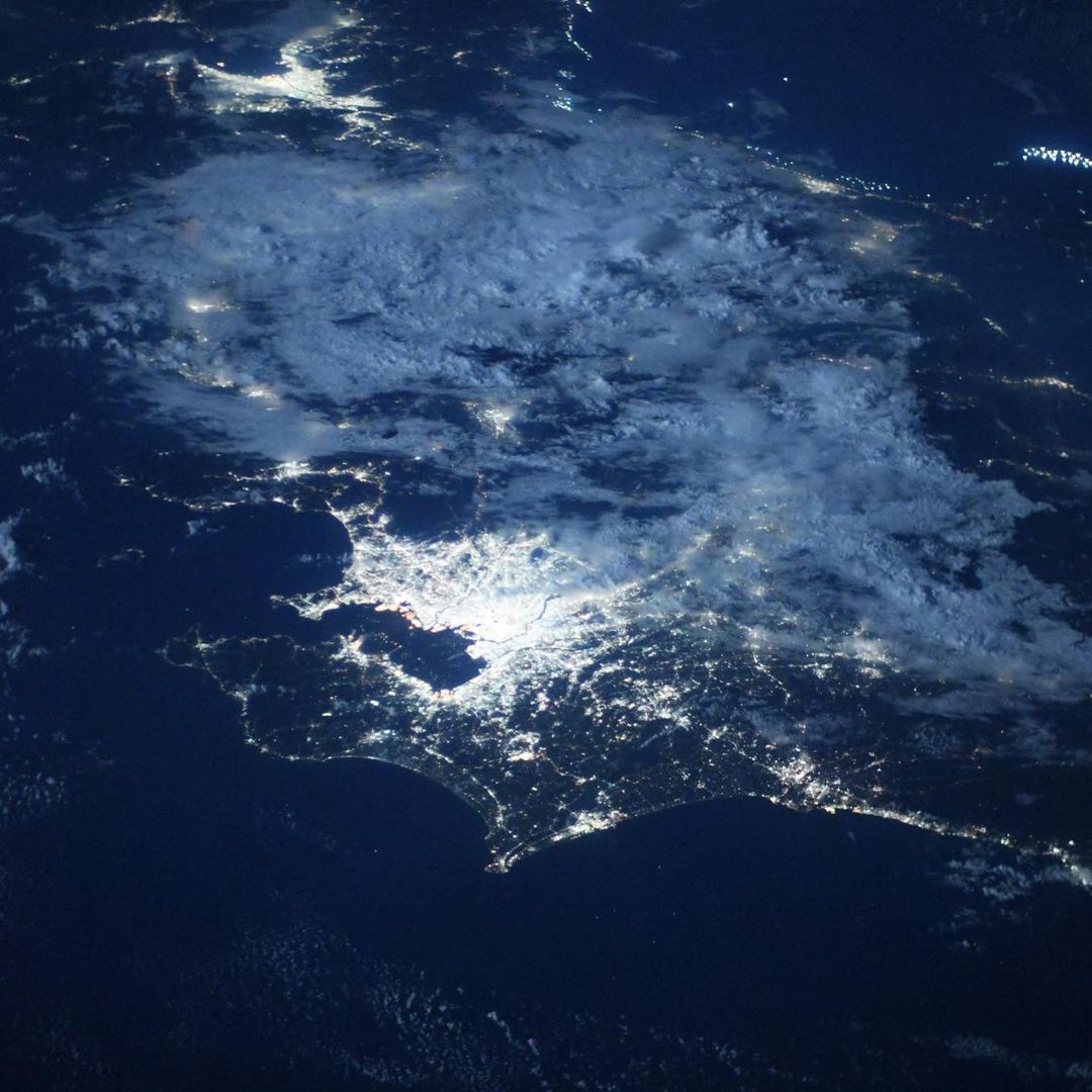 NASA показало эффектное фото олимпийского Токио из космоса