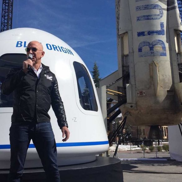 Blue Origin Безоса получила лицензию на перевозку людей на космическом корабле New Shepard