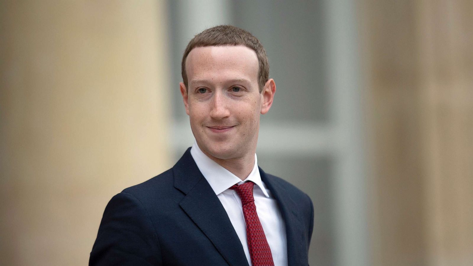 Марк Цукерберг пообіцяв заплатити авторам контенту у Facebook та Instagram $1 млрд