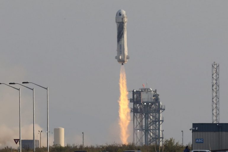 Blue Origin успешно осуществила 17-ю космическую миссию. Видео