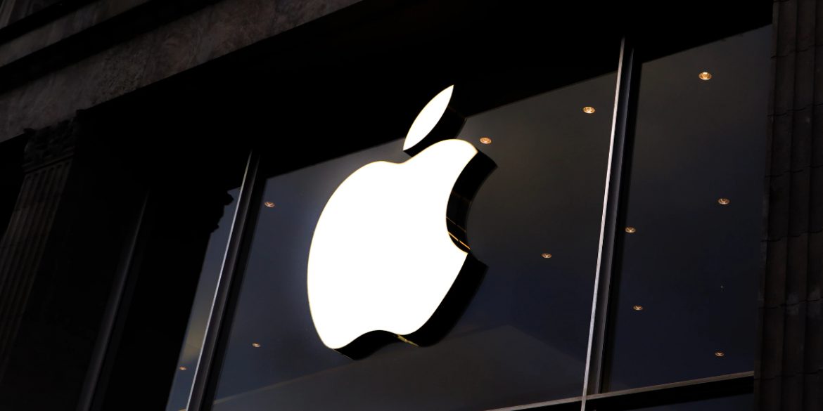 Суд зобов'язав Apple виплатити $300 млн компенсації за порушення патентів