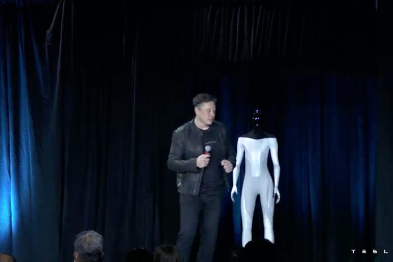 Tesla у наступному році випустить власного робота - Tesla Bot