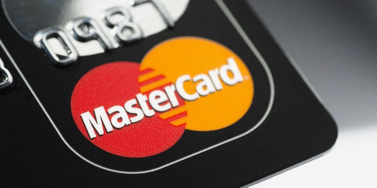 MasterCard с 2024 года начнет отказываться от магнитных полос на картах в пользу чипов