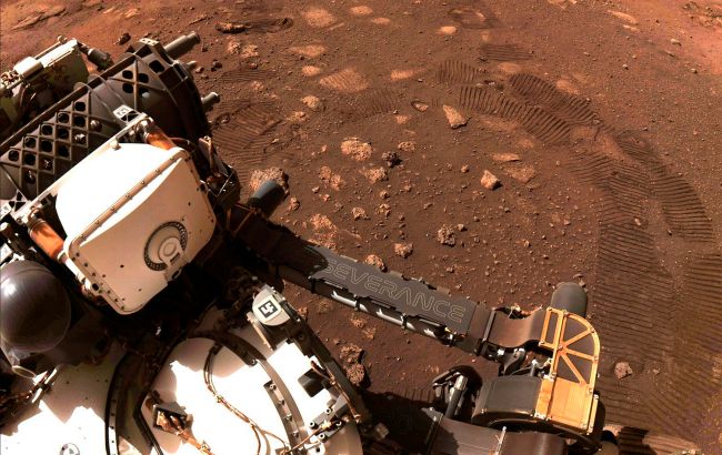 NASA опублікувало нові фотографії з Марсу