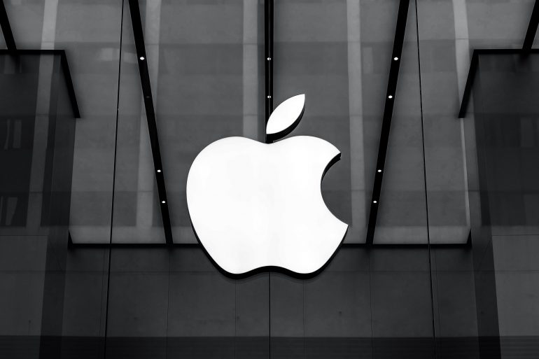 Apple перенесла возвращение сотрудников в офисы на январь 2022 года