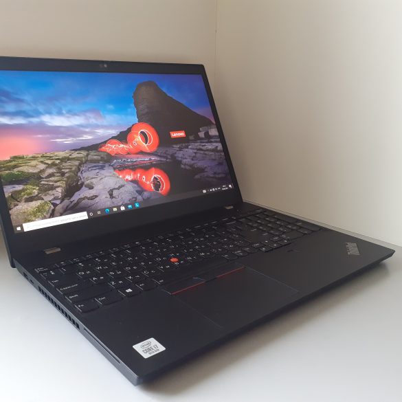 Ноутбук для работы с усиленной защитой: обзор Lenovo ThinkPad T15 Gen 1