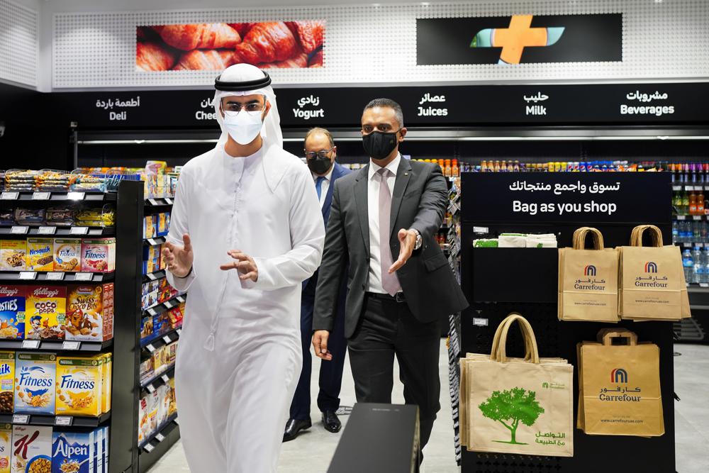 В Дубае открылся первый автоматизированный магазин без кассиров