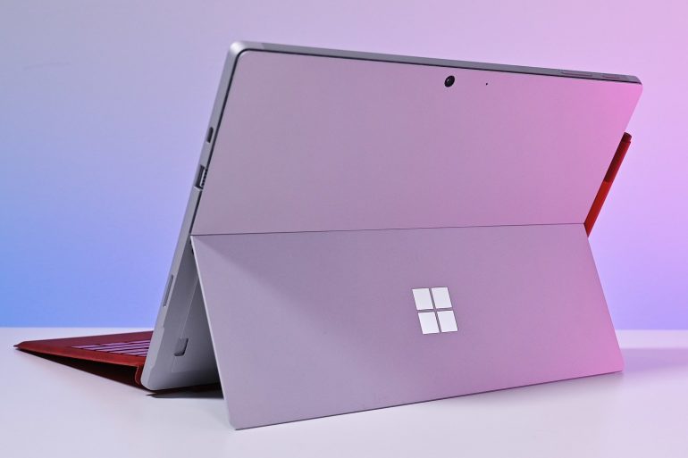 Microsoft анонсировала презентацию новых гаджетов Surface: что на ней покажут