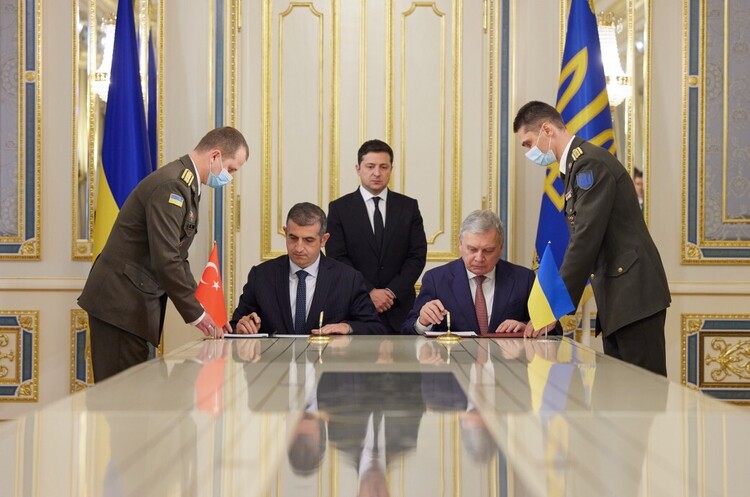 Минобороны и Bayraktar подписали меморандум о строительстве в Украине центра обслуживания дронов