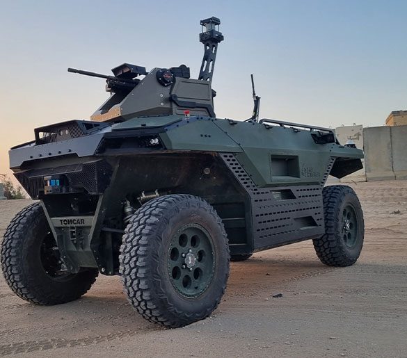 В Израиле создали беспилотный бронированный внедорожник с пулеметами на дистанционном управлении
