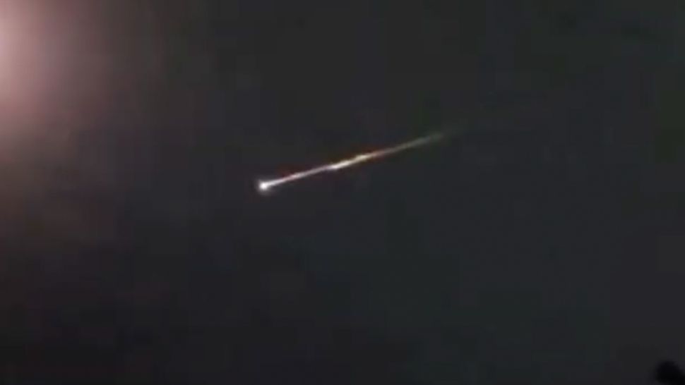 Российский спутник-шпион сгорел в атмосфере. Видео