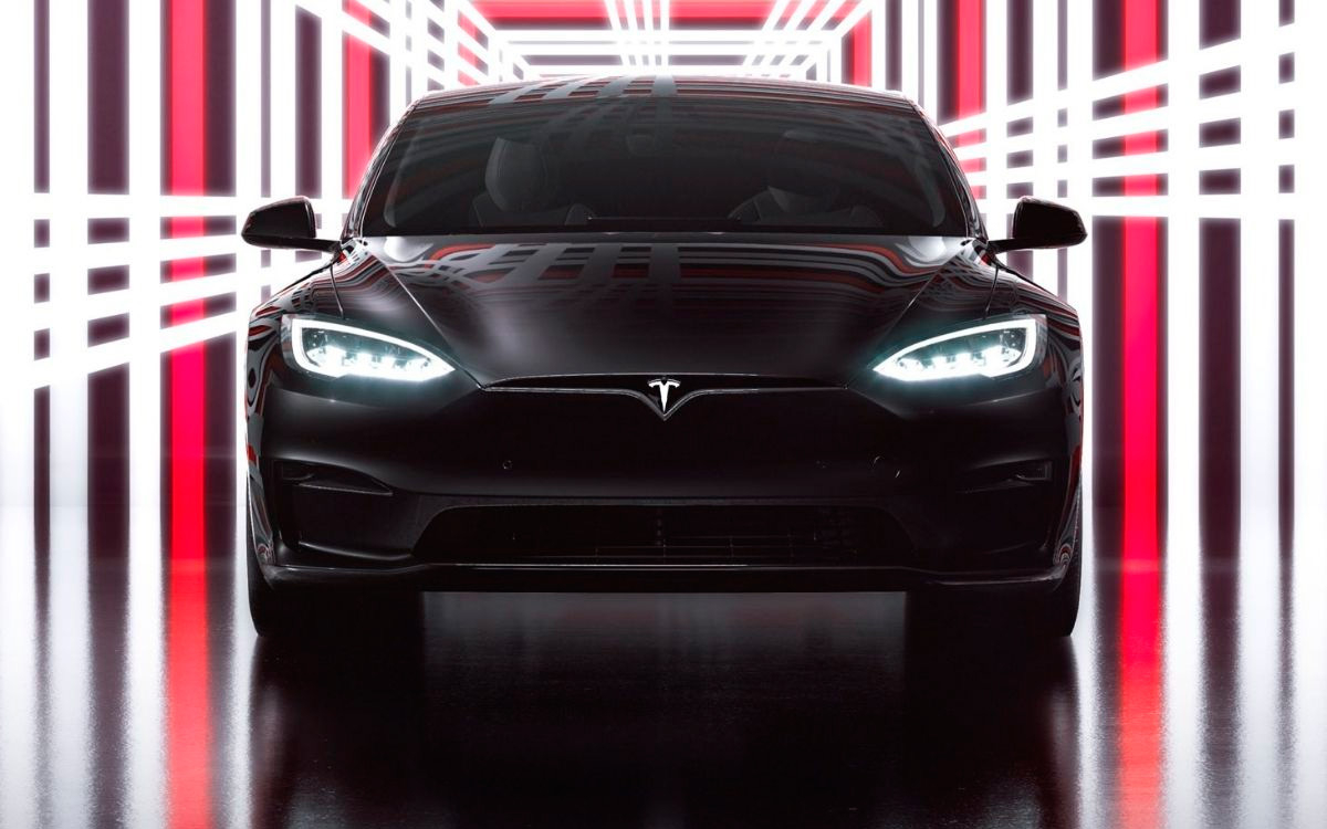 Tesla побила собственный рекорд по продажам электромобилей