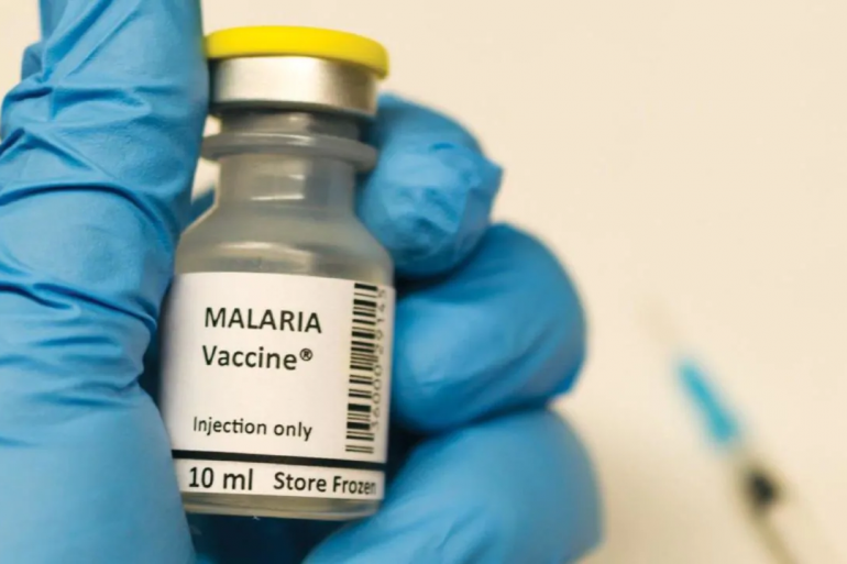 ВООЗ схвалила першу в історії вакцину проти малярії для дітей