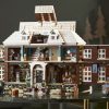 LEGO представив конструктор по фільму «Один вдома», створений українським дизайнером