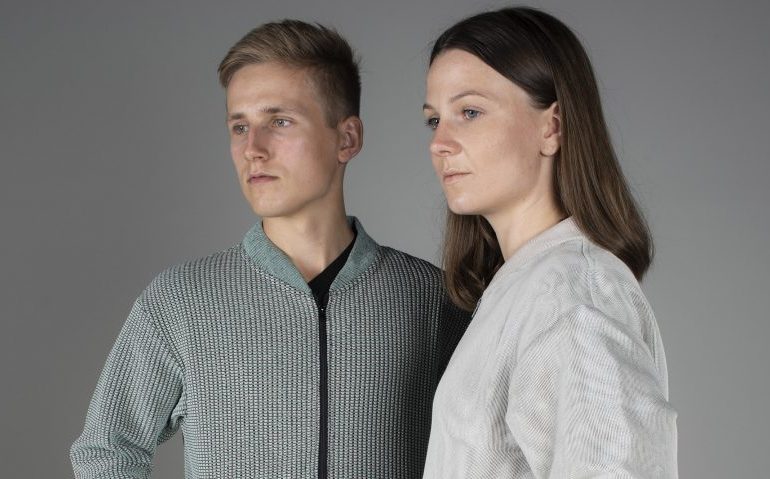 Финские студенты создали куртку с солнечными батареями