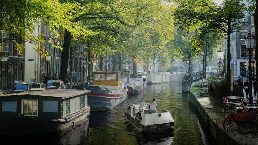 Каналами Амстердама почали курсувати безпілотні човни Roboat