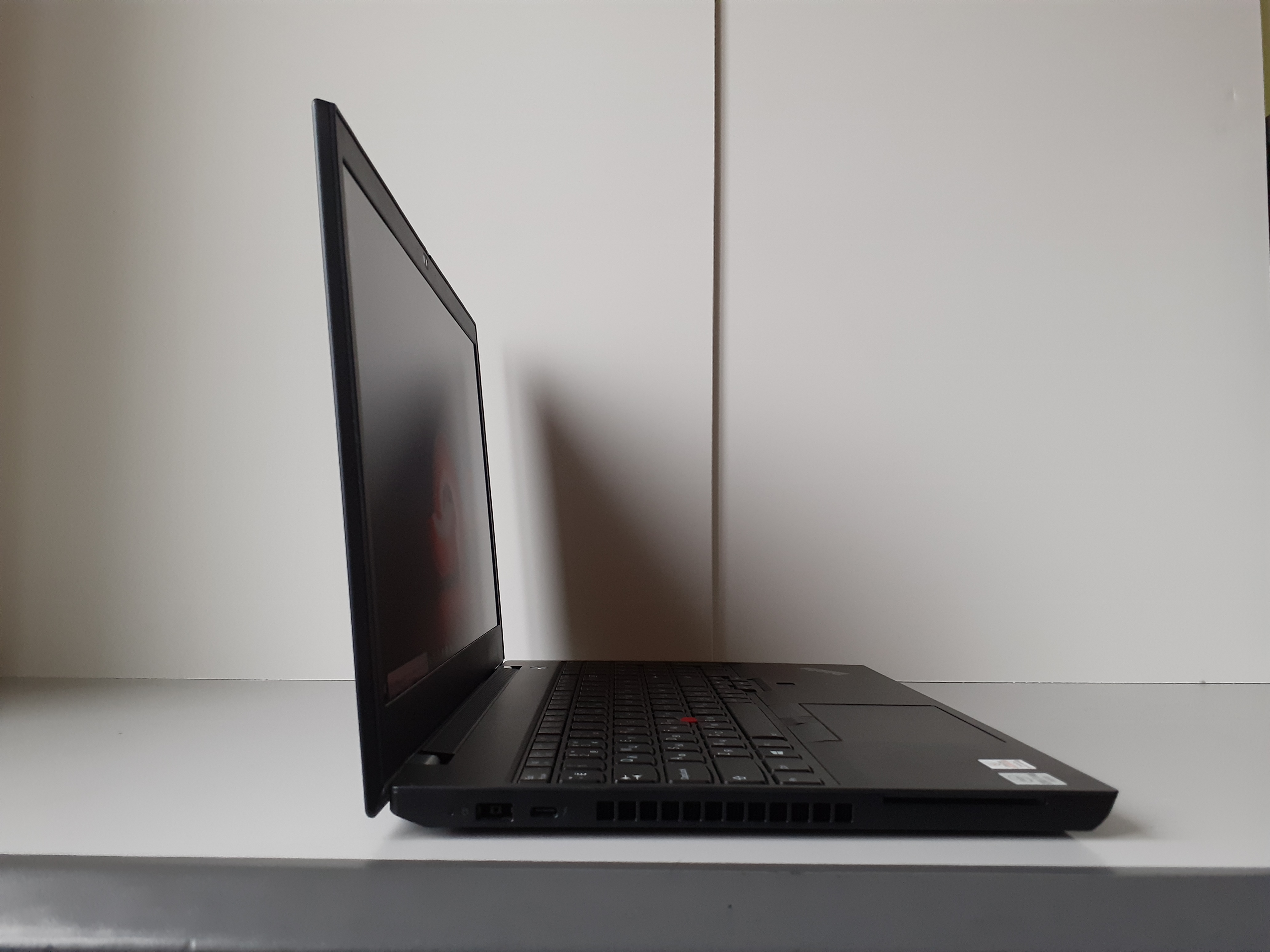 Ноутбук для ресурсоемких задач: обзор ThinkPad P15v от Lenovo