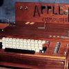 На аукціоні за $400 тисяч продали комп'ютер Apple-1, зібраний особисто Стівом Возняком та Стівом Джобсом