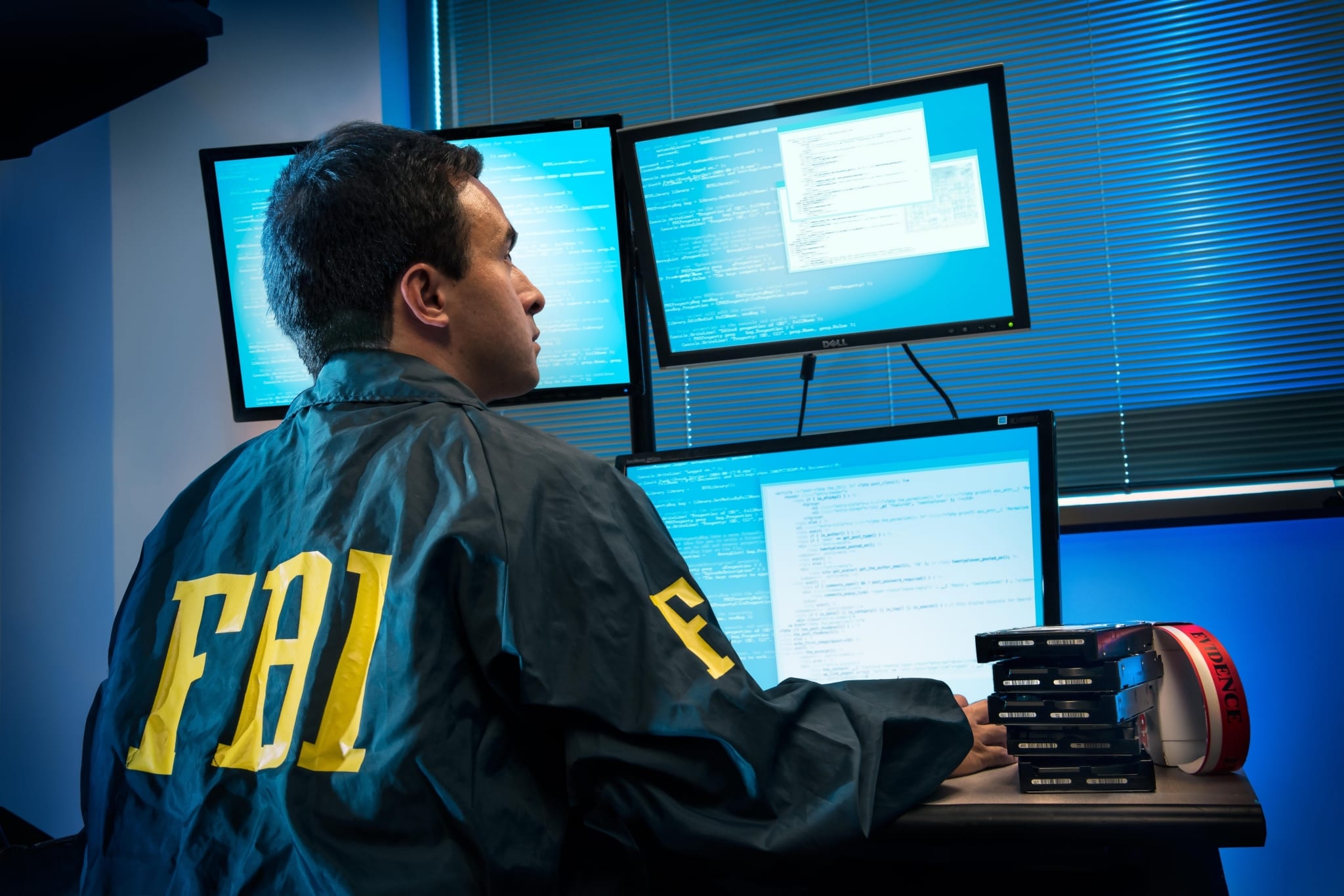 Хакери атакували поштові сервери ФБР та розіслали більше 100 тисяч листів