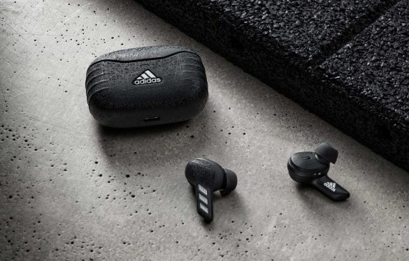 Adidas выпустил три модели спортивных беспроводных наушников