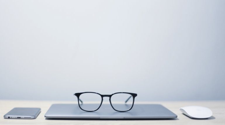 Apple випустить власні окуляри доповненої реальності у 2022 році, - ЗМІ