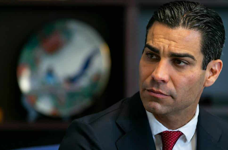 Мэр Майами стал первым политиком в США, который будет получать зарплату в биткоинах