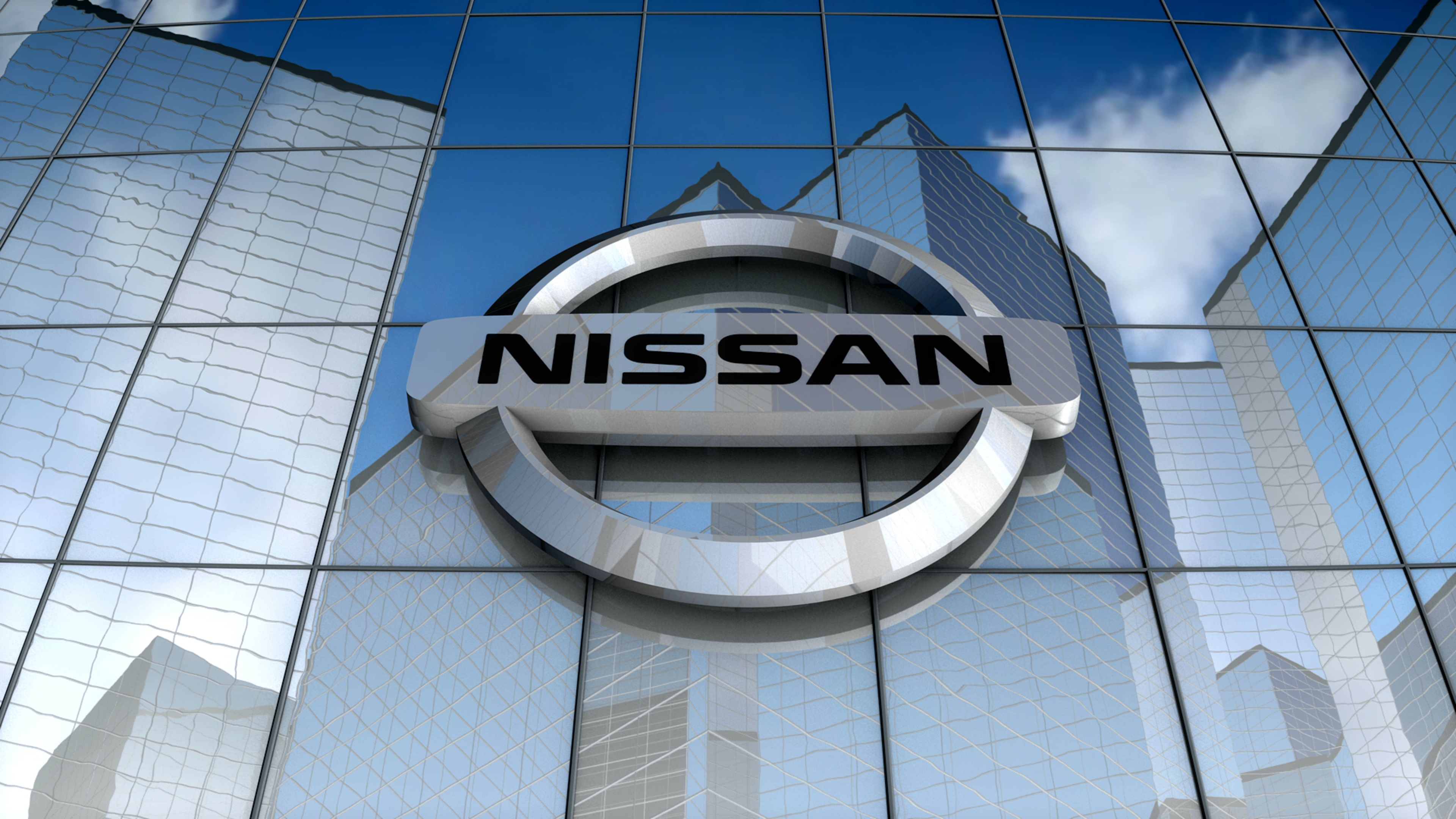 Nissan инвестирует $16 млрд в производство электромобилей