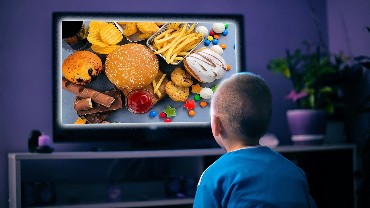 Японский ученый изобрел телевизор, который позволяет попробовать вкус еды на экране