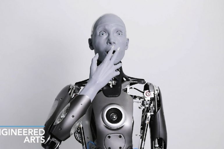 В Британии создали робота-гуманоида, являющегося самой реалистичной копией человека