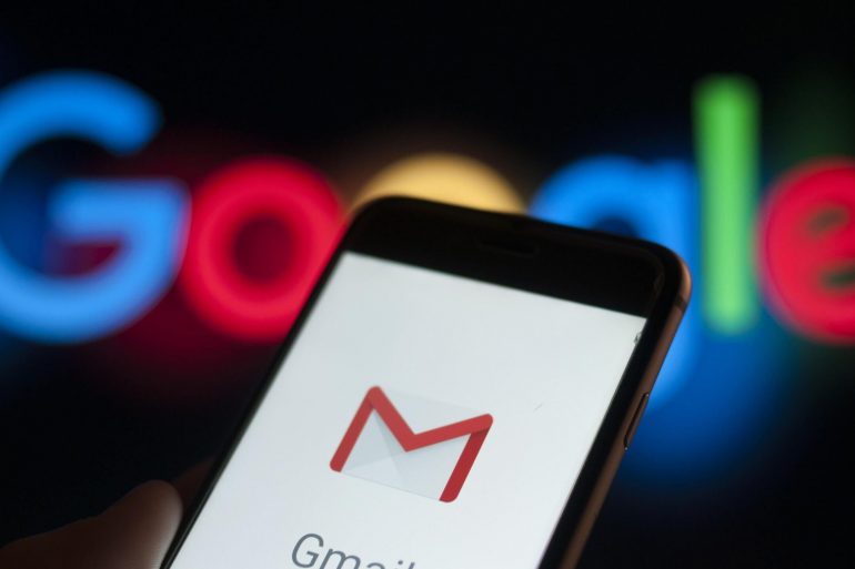 У застосунку Gmail запустили голосові та відеодзвінки