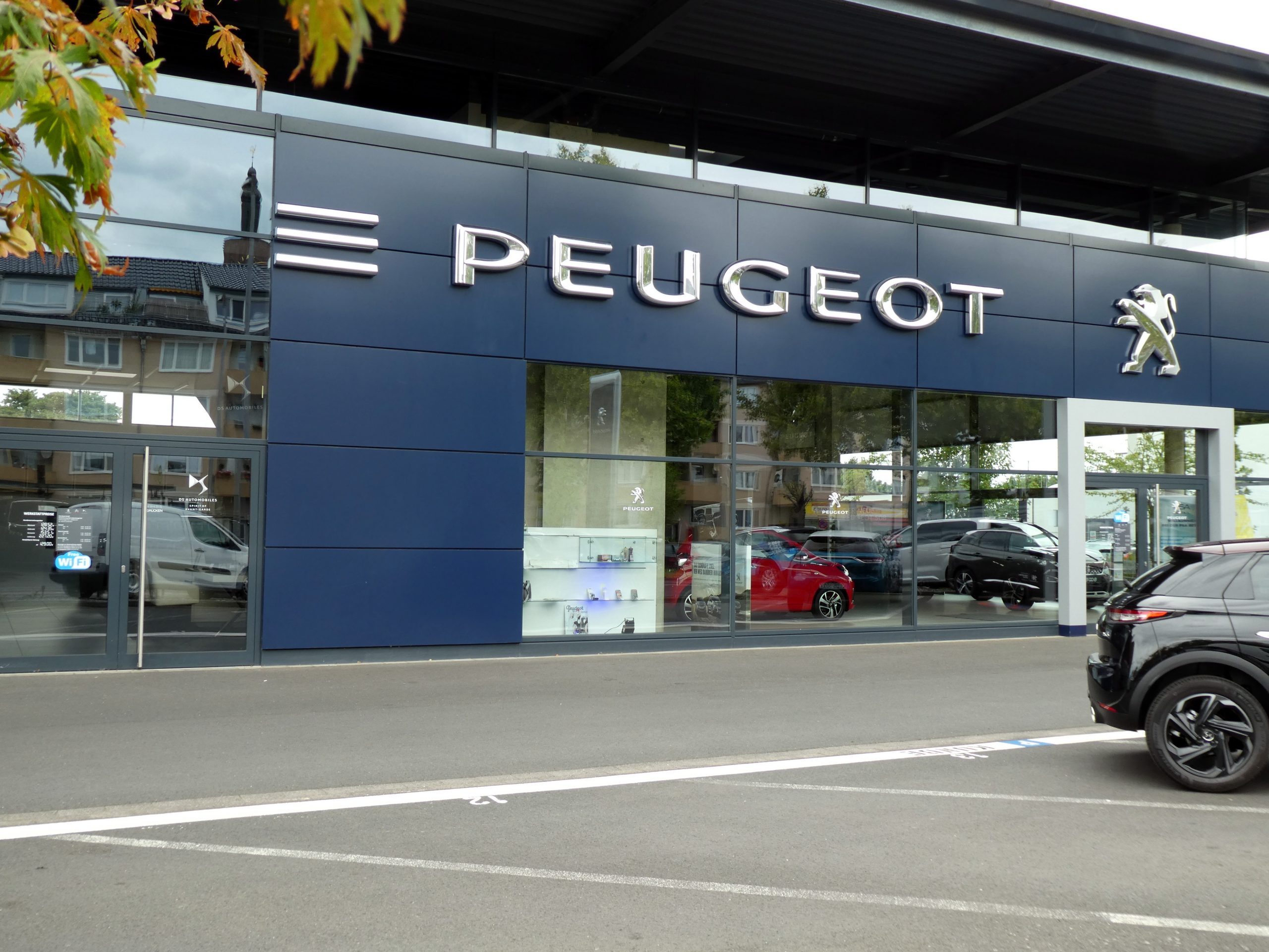 Peugeot к 2030 году будет выпускать в Европе только электромобили