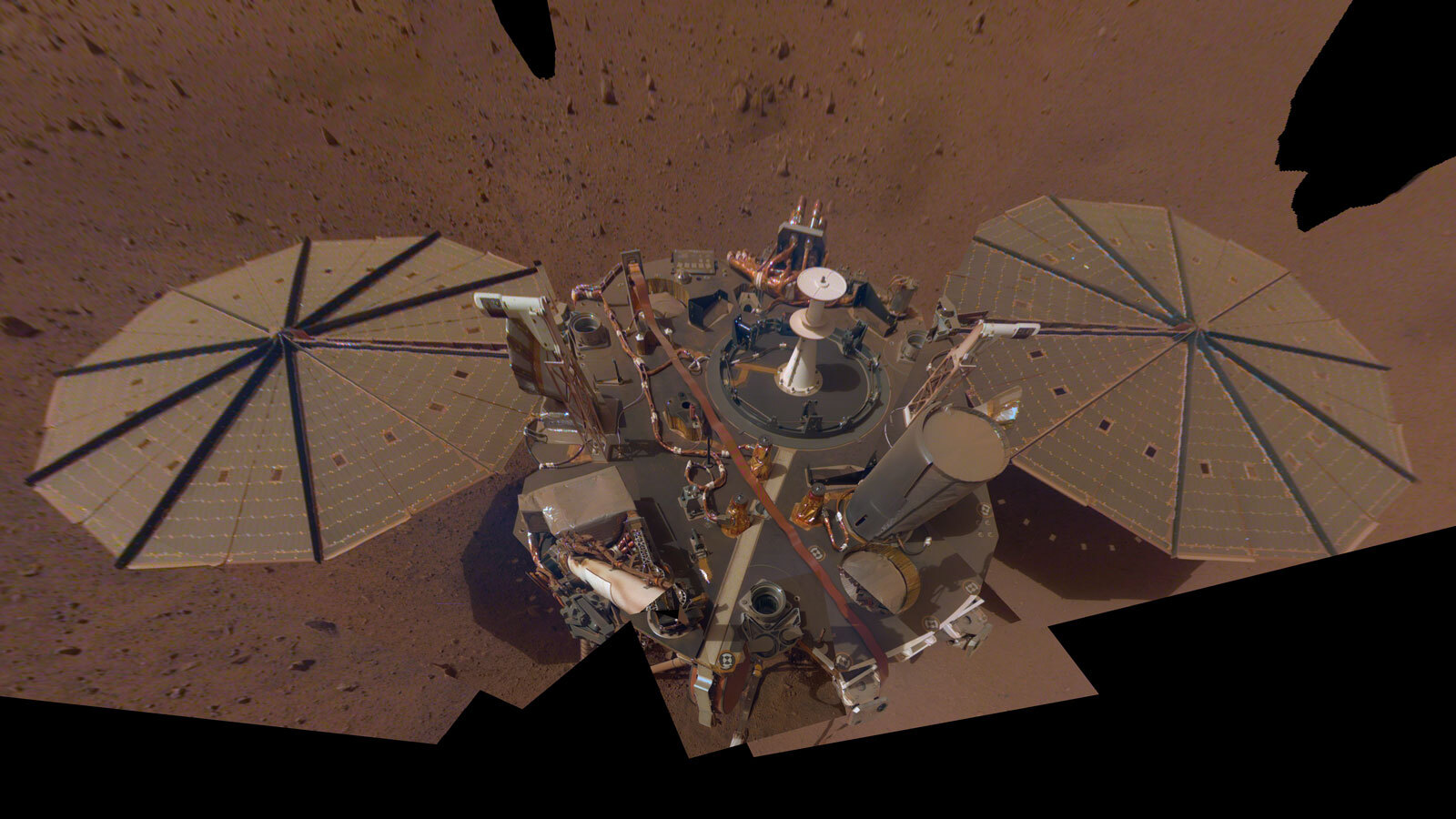 Аппарат NASA на Марсе перешел в режим экономии энергии из-за пылевой бури