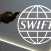 В случае отключения от SWIFT, Россия перейдет на «очень перспективный юань», - Медведев