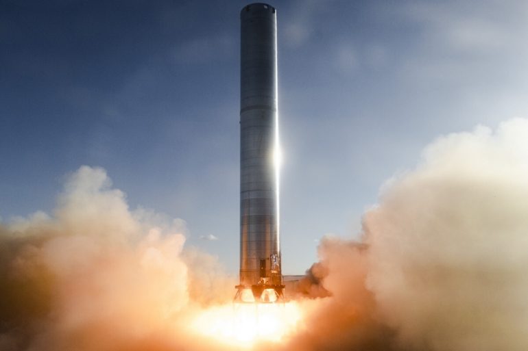 Ілон Маск показав складання найбільшої ракети в історії за допомогою Mechazilla