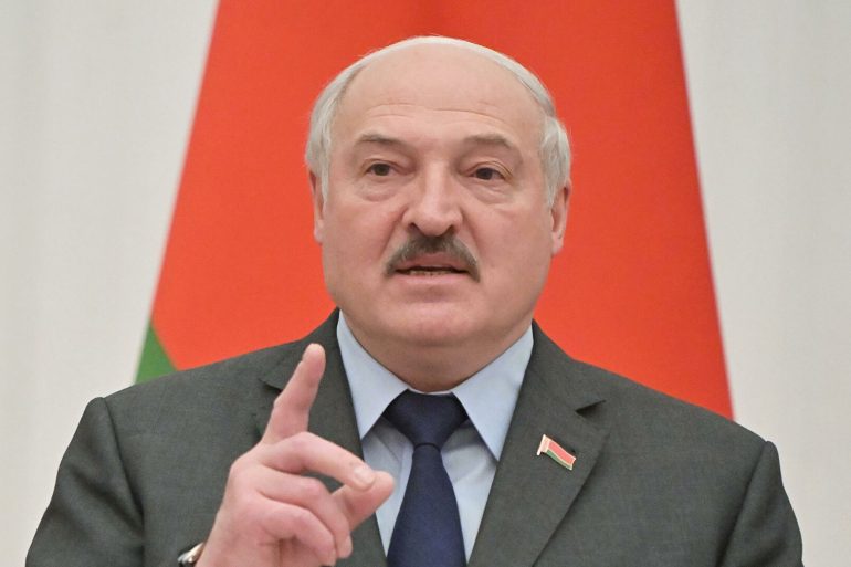 Лукашенко припустив можливість блокування сервісу YouTube та закордонних соцмереж