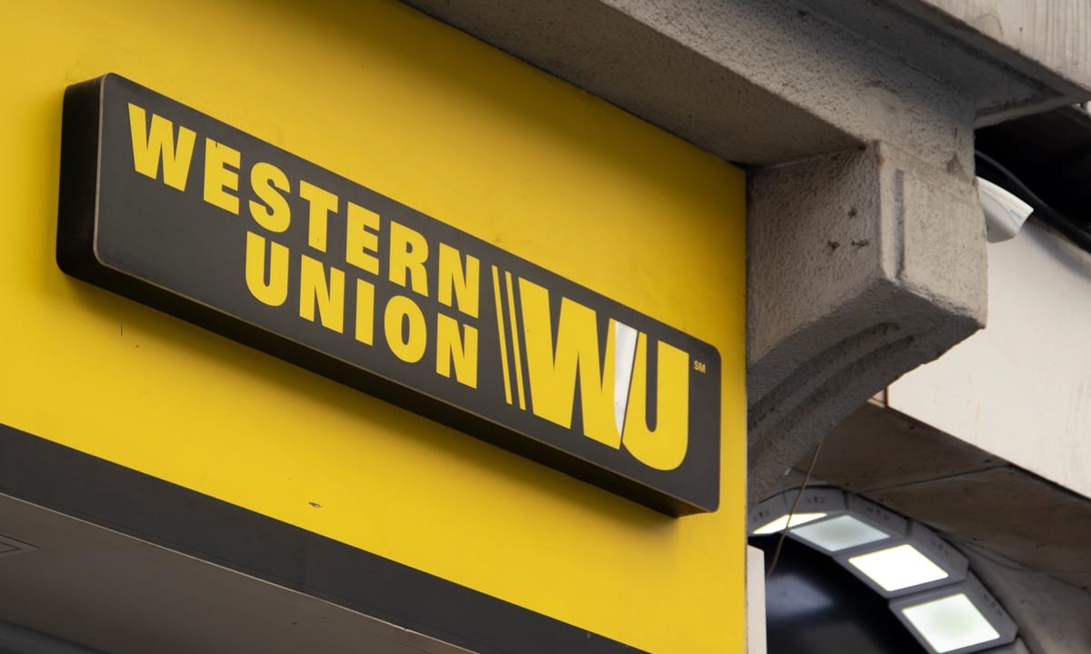 Western Union заявил о приостановки деятельности в России