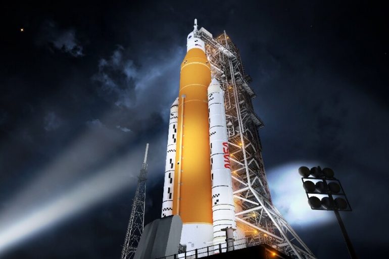 NASA представили ракету, яка цього року полетить на Місяць