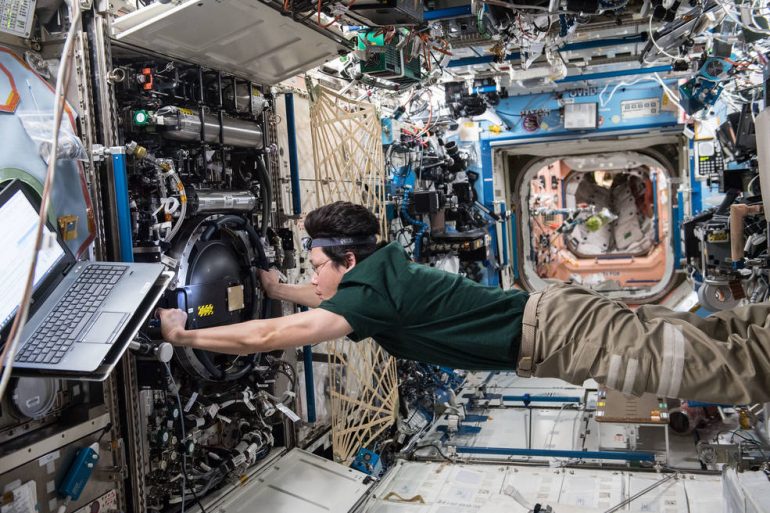 NASA завершила эксперименты с огнем на борту МКС: провели 6 опытов
