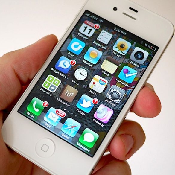 Apple выплатит владельцам iPhone 4S $20 млн по решению суда