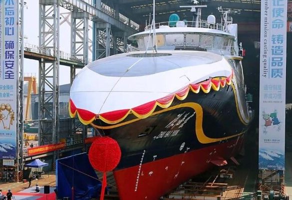 В Китае построили беспилотный корабль с 50 дронами на борту
