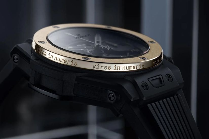 Швейцарский бренд Hublot выпустил лимитированную коллекцию часов, которые можно купить только за биткоины