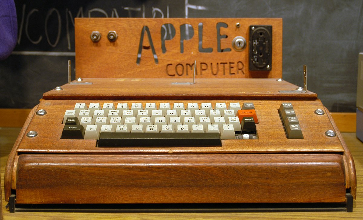 Прототип первого компьютера Apple могут продать на аукционе за 500 тысяч долларов