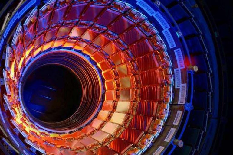 Работу Большого адронного коллайдера могут приостановить на фоне энергетического кризиса