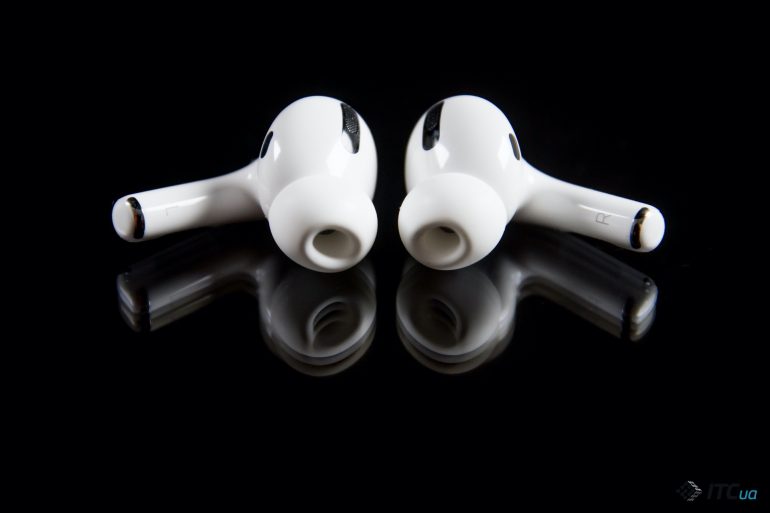 Apple зняла з продажу навушники AirPods Pro замість їх розпродажу